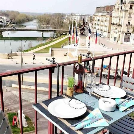 T1 Cocooning A L'Hotel De Ville Charleville-Mézières المظهر الخارجي الصورة